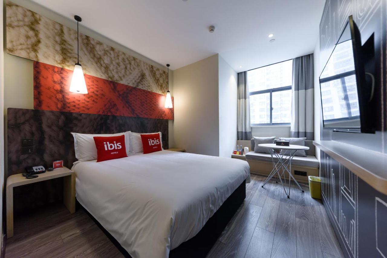 Ibis Shanghai Changshou Road Hotel Экстерьер фото